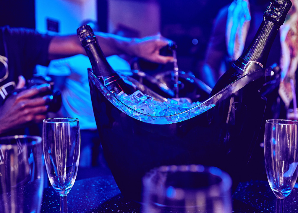 How To Get Bottle Service Packages In Puerto Vallarta? | PVNL