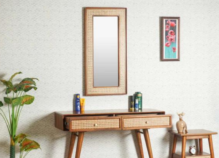 Enhance Your Space with Elegance: Exploring the Allure of Wooden Mirrors